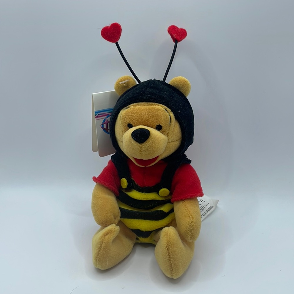 DISNEY WINNIE THE POOH VALENTINES NWT VTG 90s BEAN BAG PLUSH DISNEY EXCLUSIVE